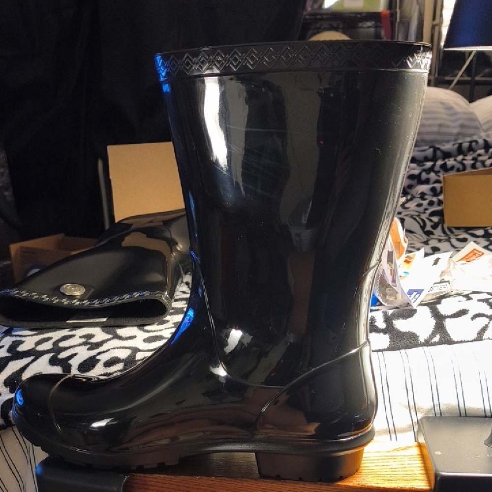 UGG Black Winter Rain Boots